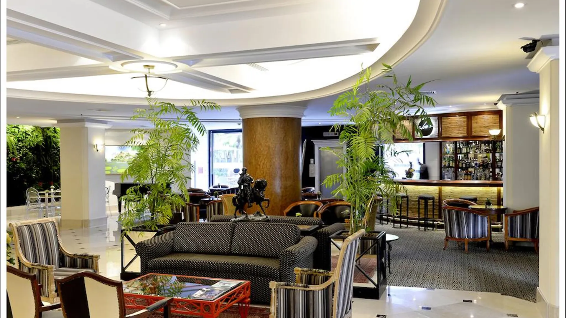Grand Mercure Sao Paulo Ibirapuera 5*,